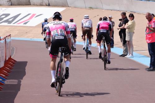 4-jours-dunkerque-2023-etape-5-roubaix-cassel-photo-laurent-sanson-28