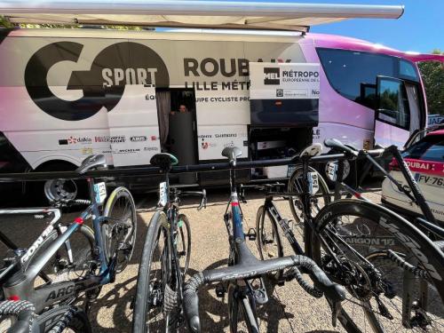 tour-ain-2022-ambiance-go-sport-roubaix-photo-laurent-sanson-01