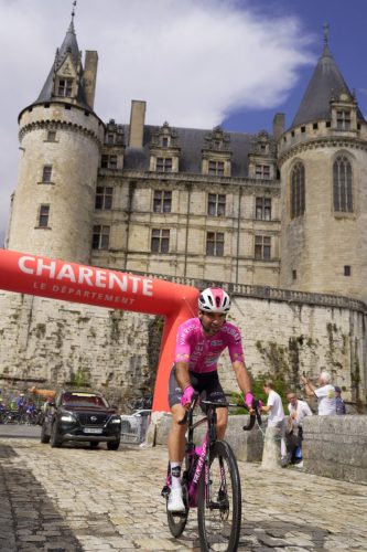 tour-poitou-charentes-2025-etape-4-photo-marie-vaning-lnc-01